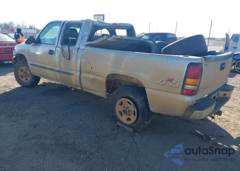 2004 GMC Sierra 1500 z USA, uszkodzony, nr VIN 2GTEK19V541383898